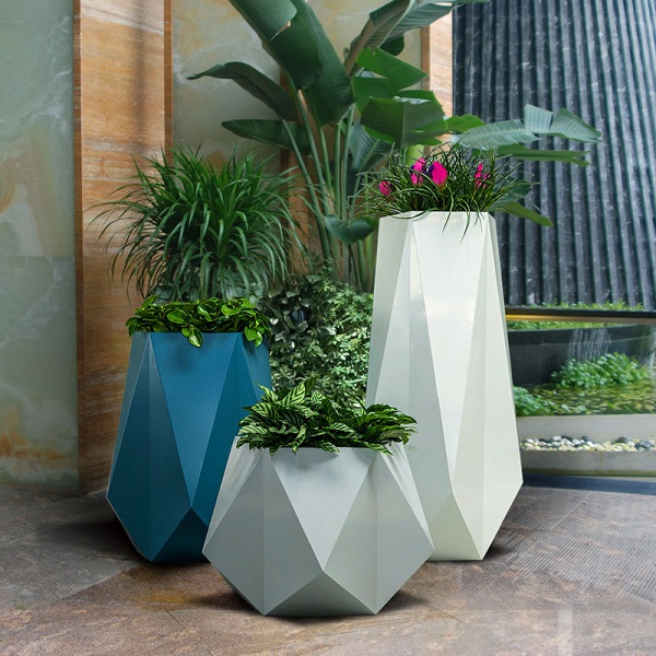 Flexible Fiberglass Planters: A Beautiful Touch to Enchant and Change Any Area
