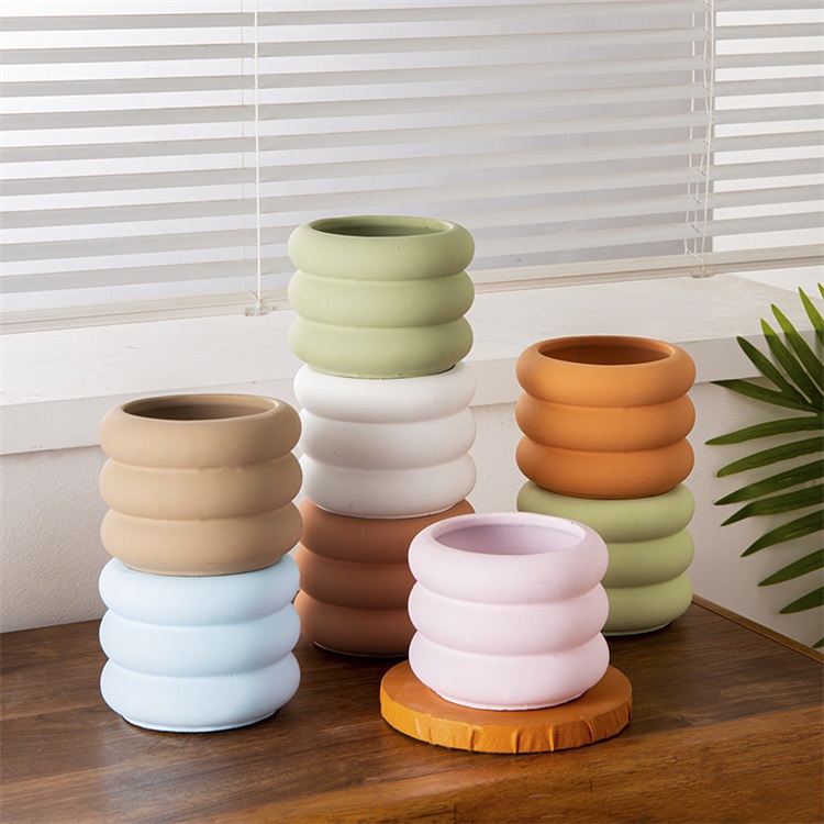 Small and Simple Ceramic Flower Pots (133)